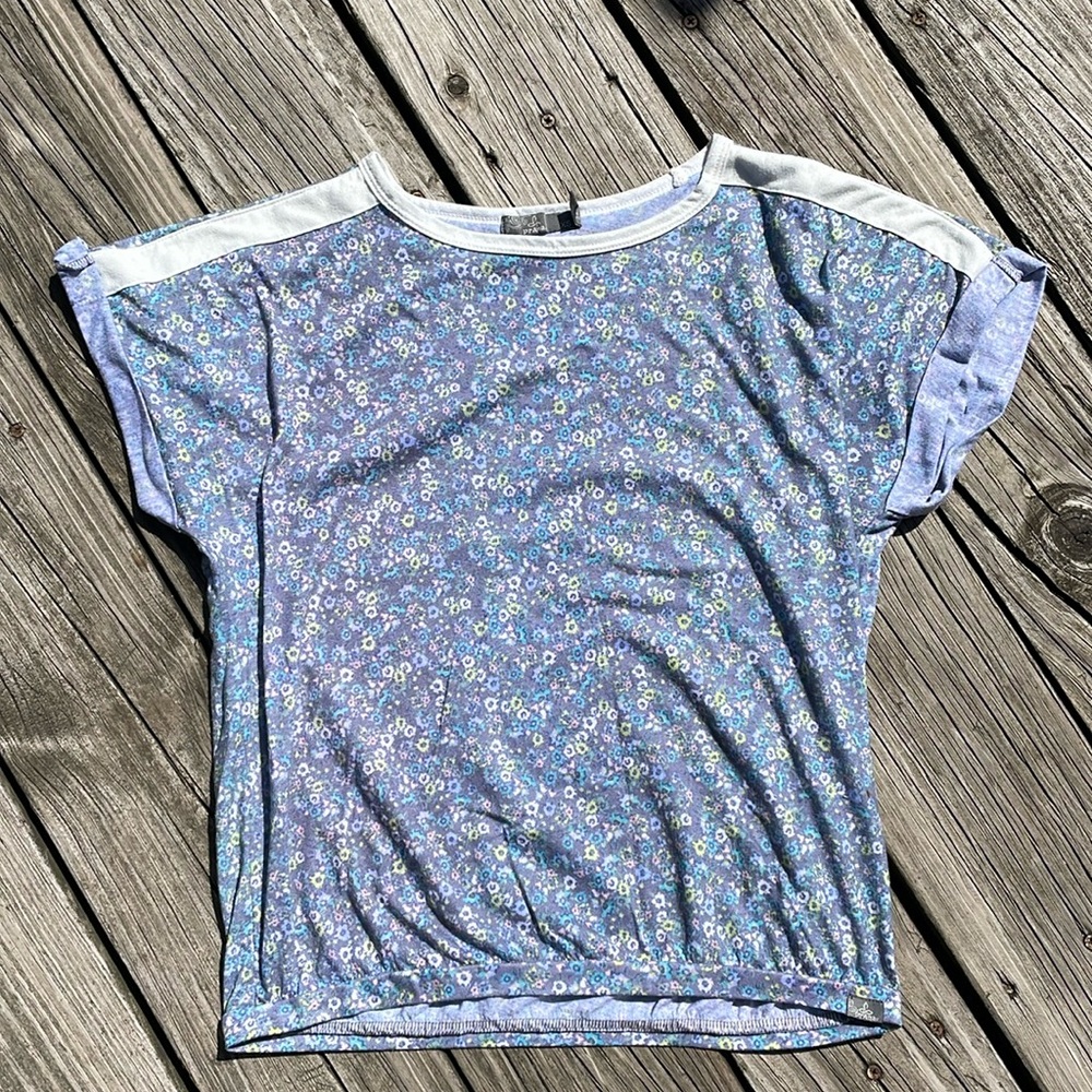 Prana Tee